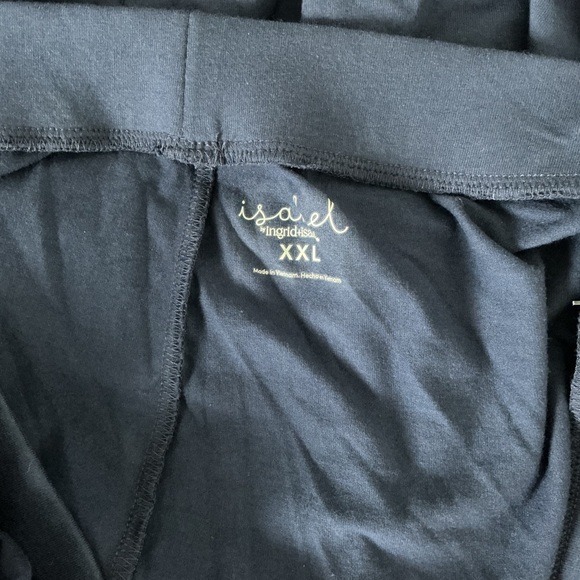 Ingrid & Isabel Navy Midi Skirt - Picture 3 of 3